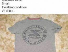 Max men Tshirt small