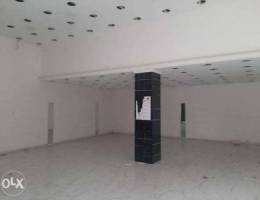 A 220 m2 Showroom for rent in Aley