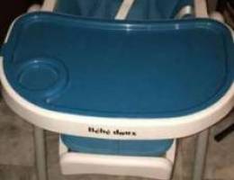 High chair in excellent condition 500.000