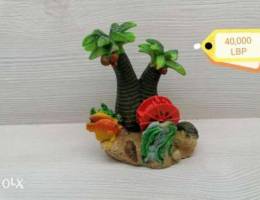 Aquarium decoration with wheel