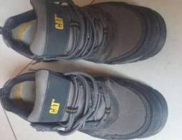 Safety shoe size 45 . CAT ORIGINAL