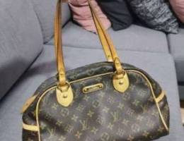 Louis Vuitton bag in monogram canvas