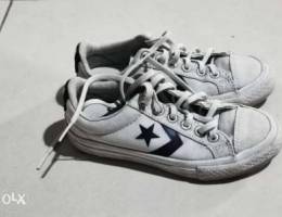 Converse white shoes size 29