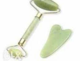 Jade roller and gua sha