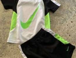 Nike Set size 5 6 price 150.000