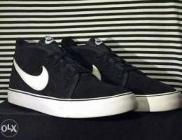 NIKE Toki black/white suede SNEAKERS