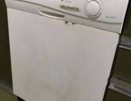 Velomatic dishwasher 180$