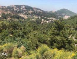 A 2800 m2 land for sale in Daher El Souwwa...