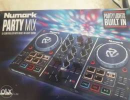 Dj controller with built-in light show: nu...