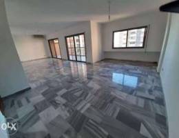 Discounted Cash|| A Spacious Apartment Wit...