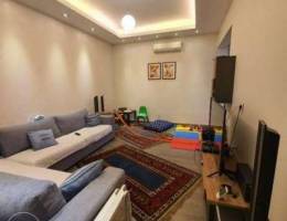 Luxurious fully decorated apartment cash p...