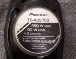 2 speakres pioneer 550w Vietnam like new