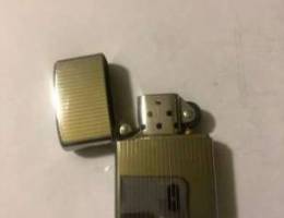 Zippo authentic 32$