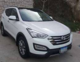 Hyundai santa fe company source 40000km