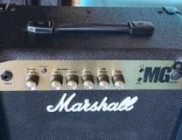 Marshall MG15 100$