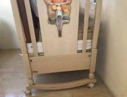 Baby bed in excellent condition, imported