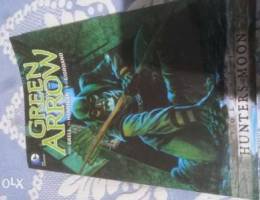 Green arrow: Longbow hunters