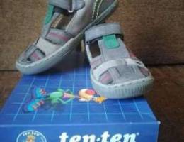 Sandals tenten