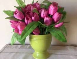 vase with tulips