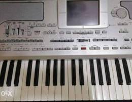 Korg PA800ex 64ram . LIKE NEW.