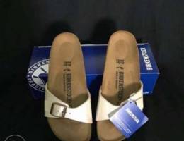 60% off BirkenStock Madrid White llmq