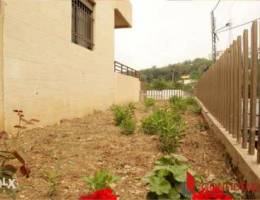 AMAZING apartment with garden in Ballouneh...