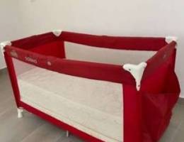 Crib â€˜Camâ€™ with an orthopedic mattress