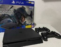 PlayStation 4 slim 1 TB