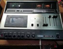 Stereo cassette Deck Akai Gxc 46 with ampl...