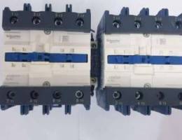 Contactor schneider 125A