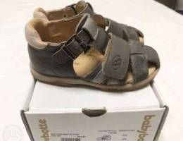 Babybotte sandal size 25