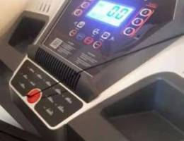 rarely used treadmill 2.5Hp like new