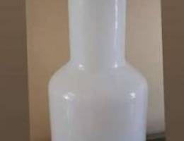 White Glass Vase 300.000LL