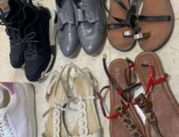 sandals size 40, sneakers are new size 39-...