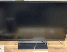 HP Pavilion 32 inch LED QHD wide angle vie...