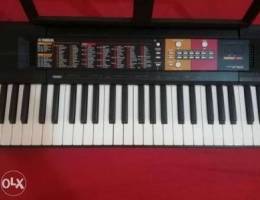 Like new yamaha psr f51