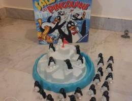 TOY salut les pingouins for sale , RAVENSB...