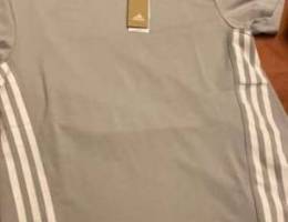 2 orginial tshirts adidas new