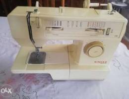 Singer machine 110$