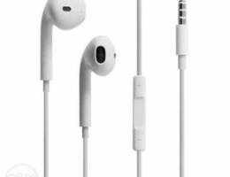 Original Apple Earpods with Remote and Mic...