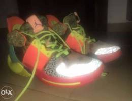 russel westbrook basketball shoes size 43