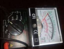 Multimeter analogue