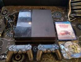 ps4 fat 2 controllers and 2 cds like new s...