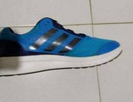 Authentic adidas size 43.5 runing shoes