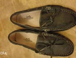 Hermes moccasin for boys size 36 like new