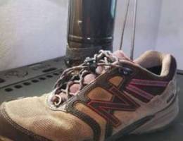 hiking shoes new balance size 40.5 price(2...