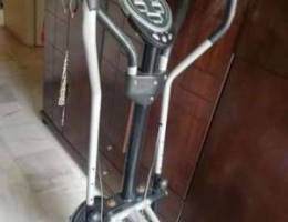 elleptical cardio machine like new