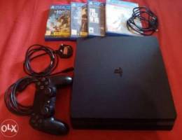 Ps4 with 7 games 250$