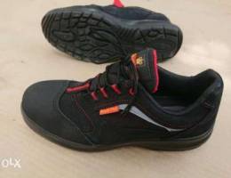 safety shoes ITALY