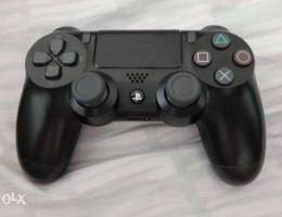 Ps4 controller original in a very good sha...